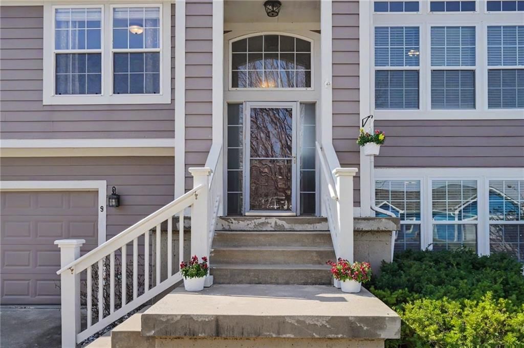 9 Westwood Circle — photo 3