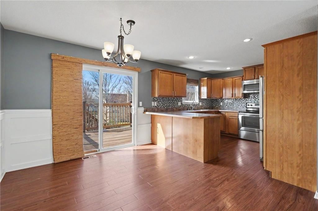 9 Westwood Circle — photo 9