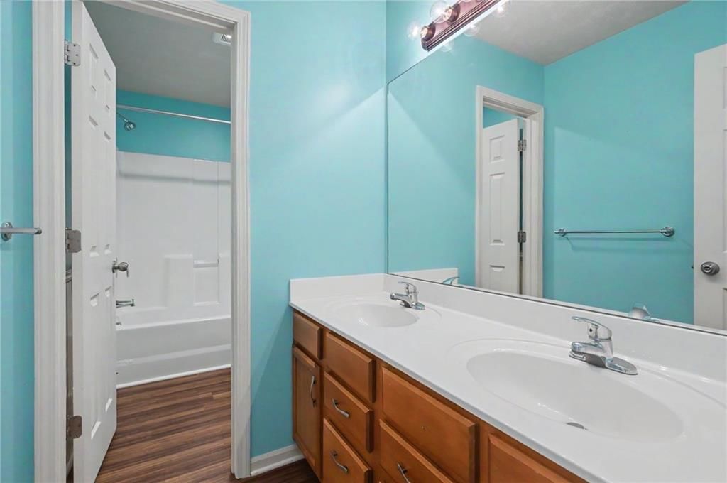 9 Westwood Circle — photo 18