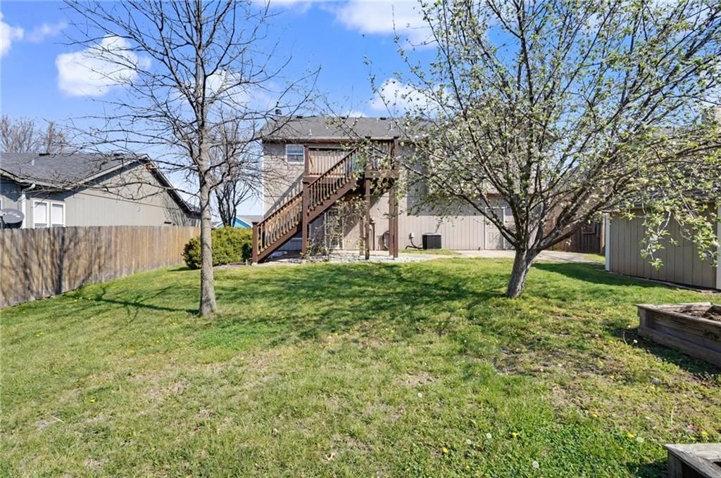 9 Westwood Circle — photo 40