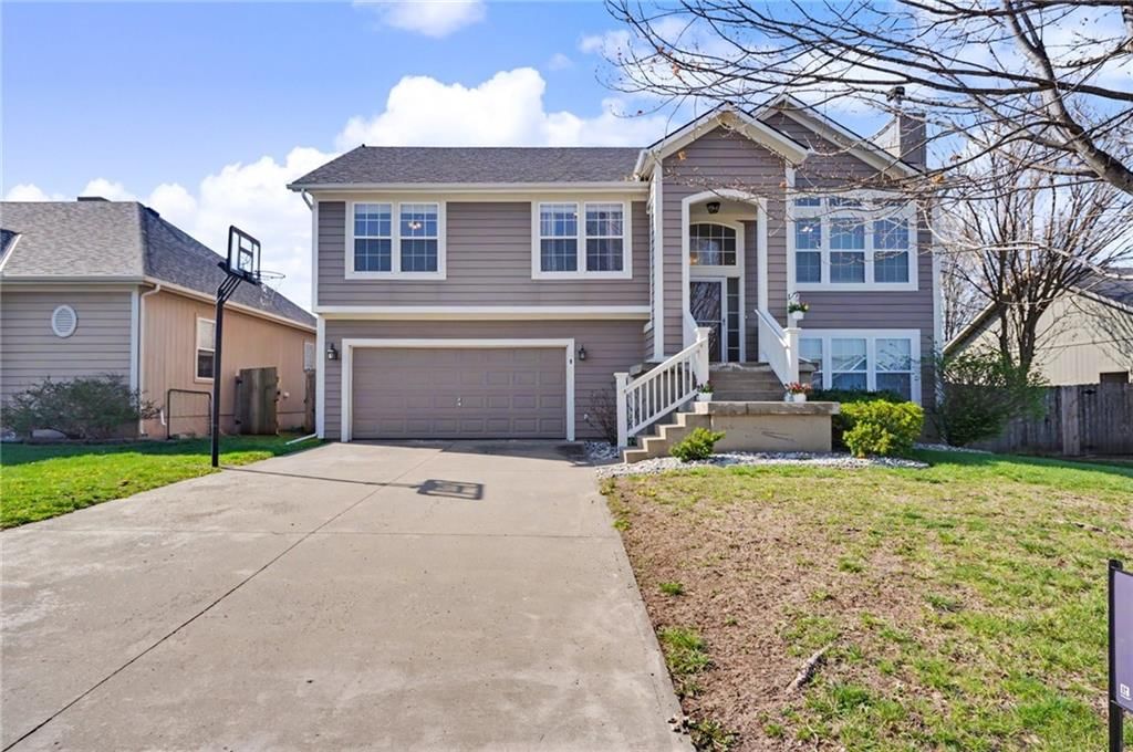 9 Westwood Circle — photo 43