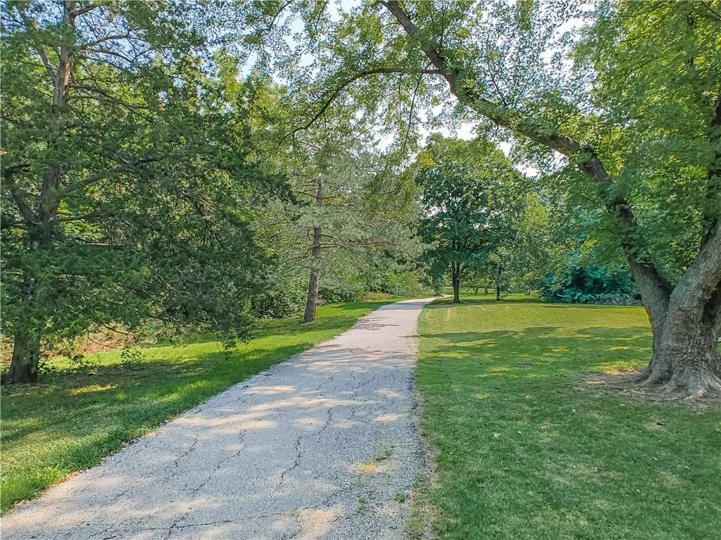 10560 Noland Road — photo 46