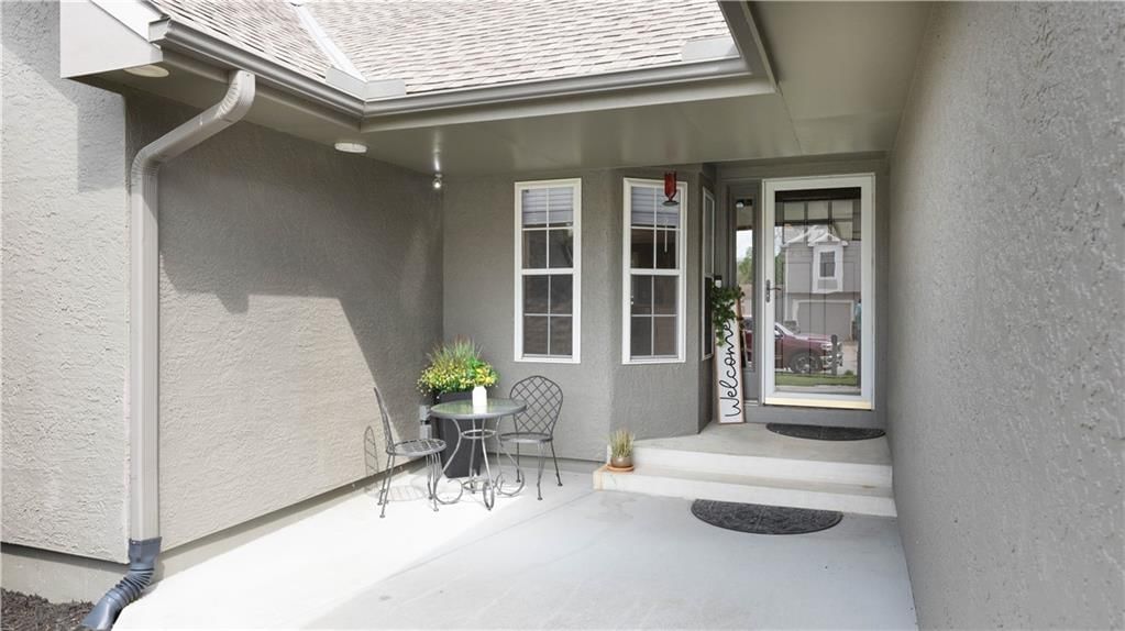 817 S Bridle Trail Lane — photo 3