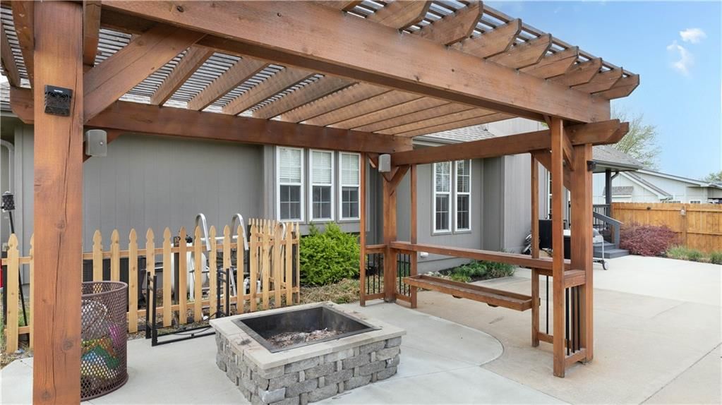 817 S Bridle Trail Lane — photo 32