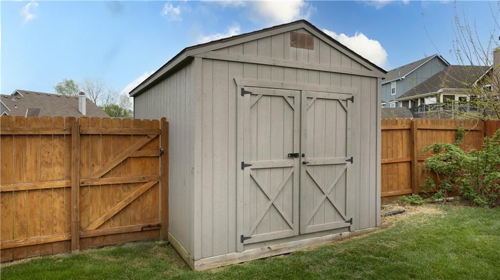 817 S Bridle Trail Lane — photo 37