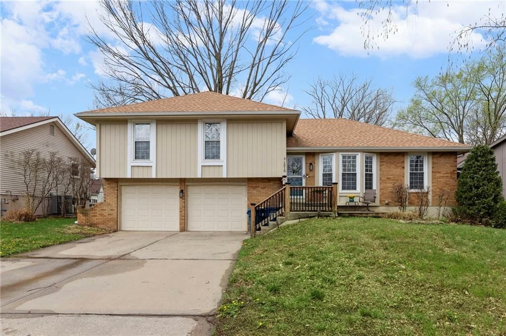 1210 Dunwich Drive — photo 2