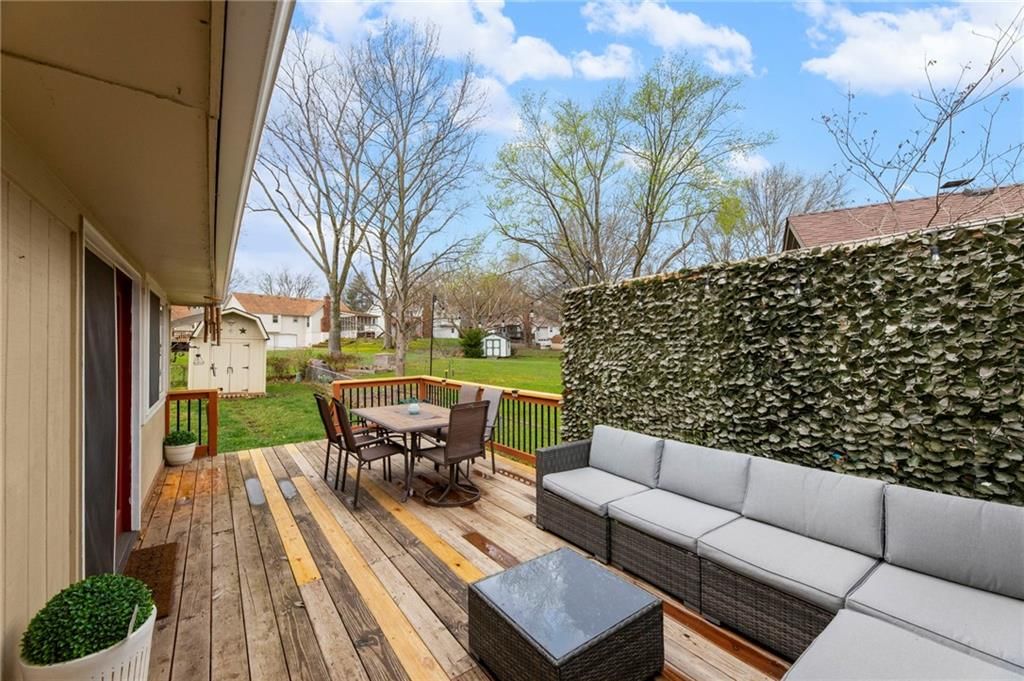 1210 Dunwich Drive — photo 4