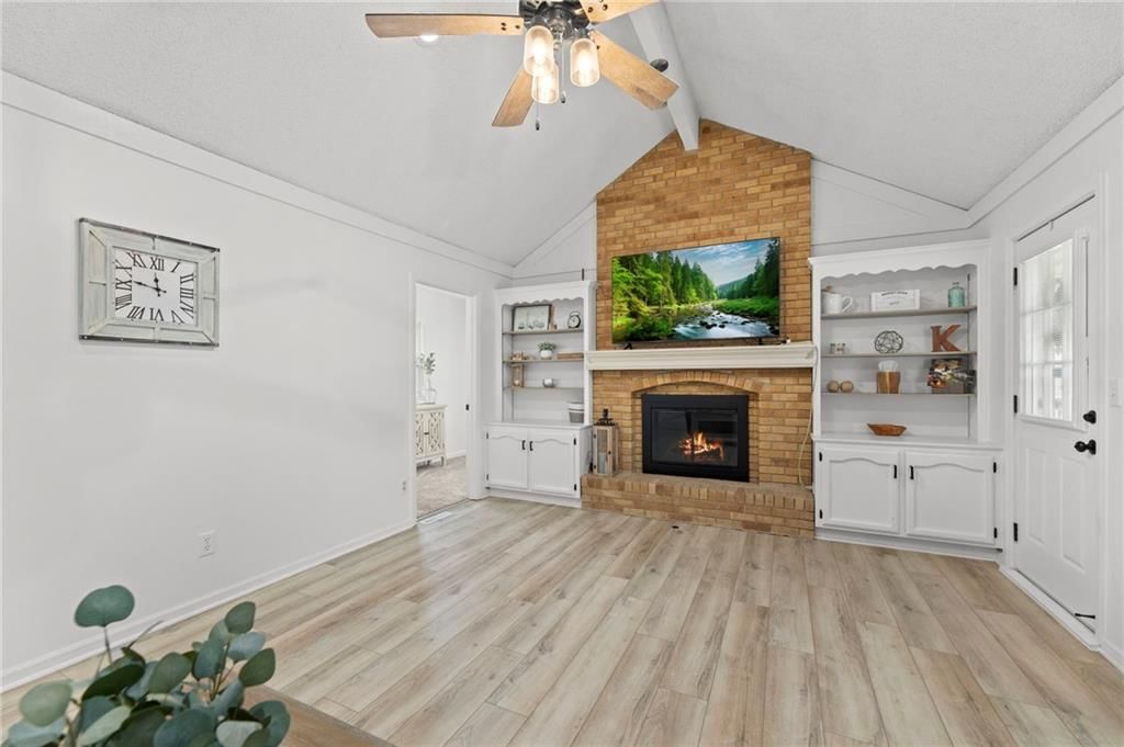 1210 Dunwich Drive — photo 8