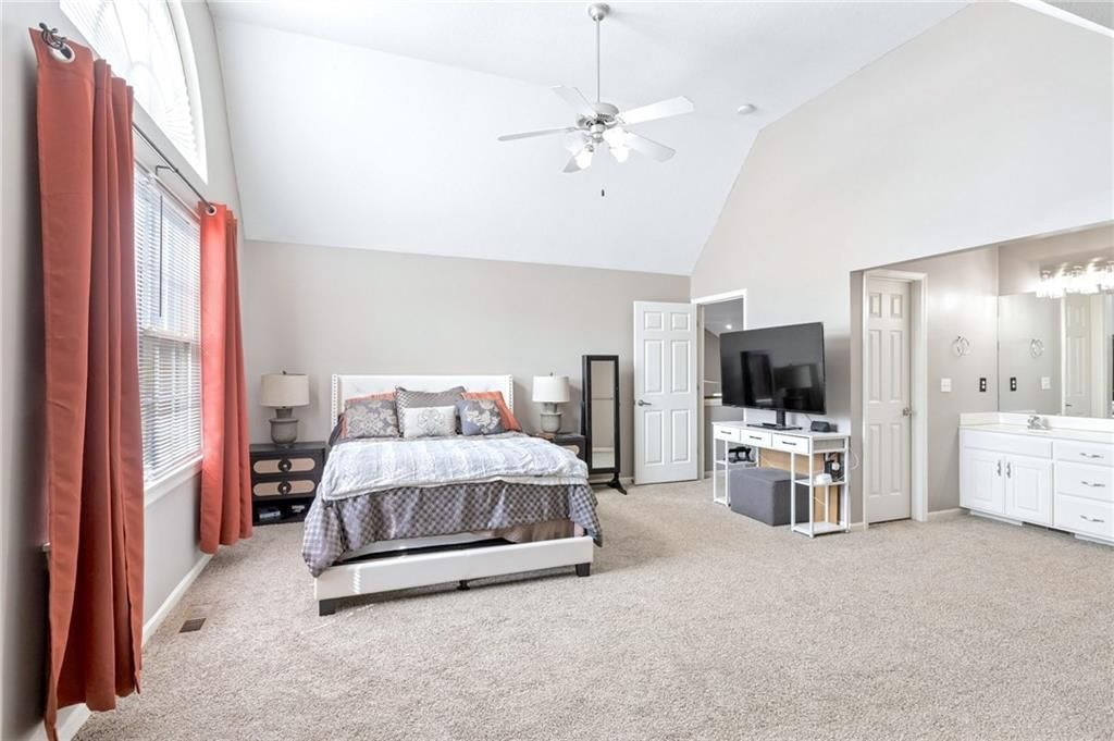502 Santa Fe Court — photo 12