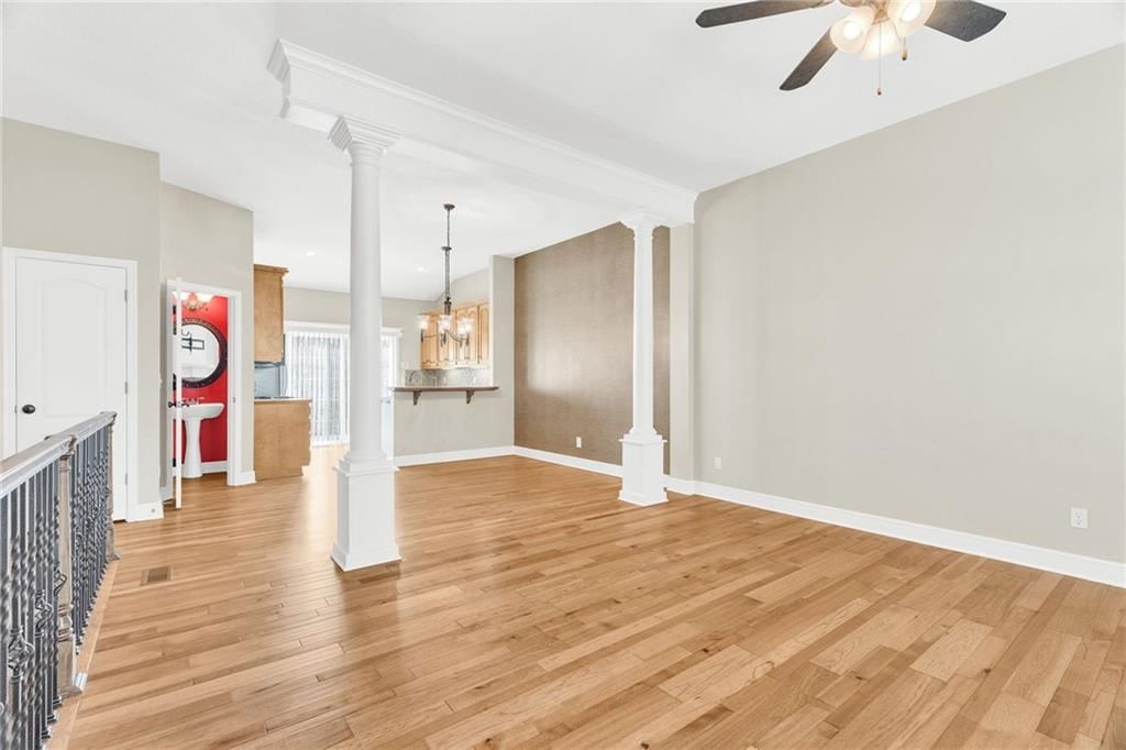 15715 W 62nd Street — photo 2