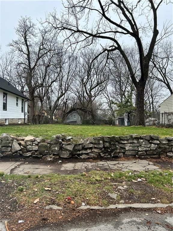 2322 POPLAR Avenue — photo 3