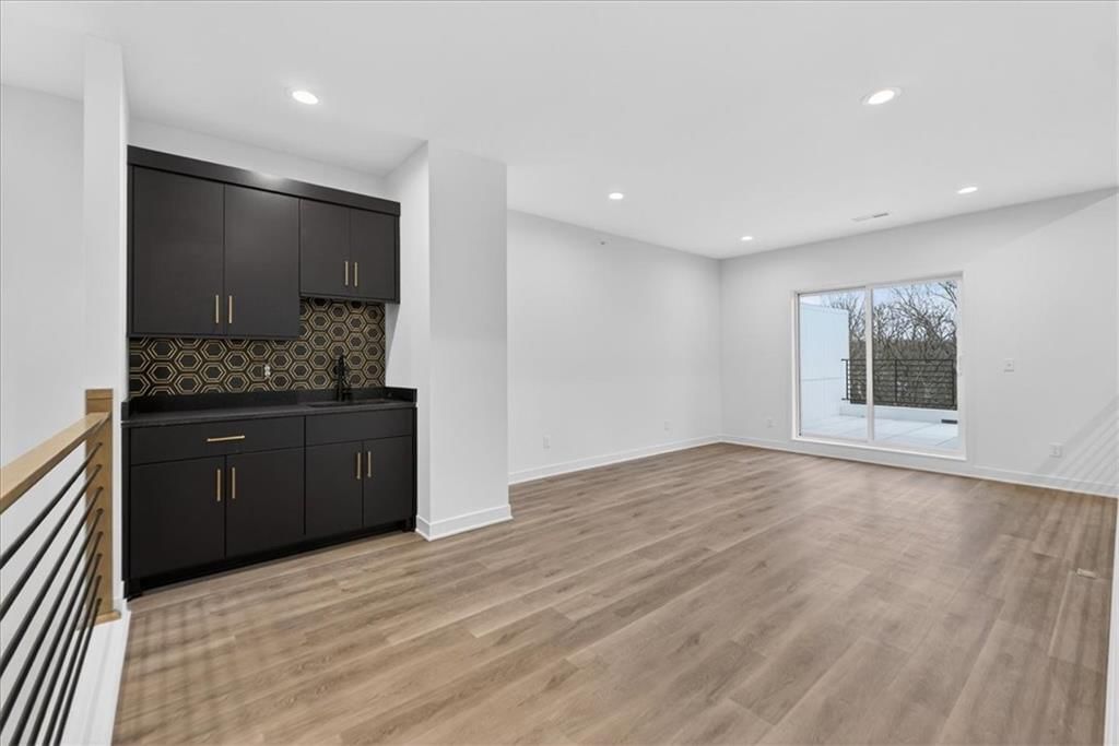 9326 Freedom Street — photo 28