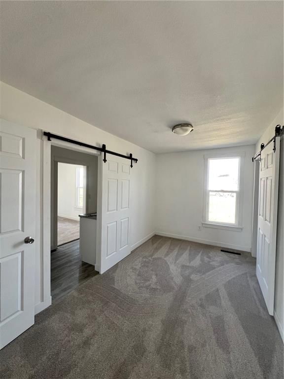 302 N Iowa Street — photo 10