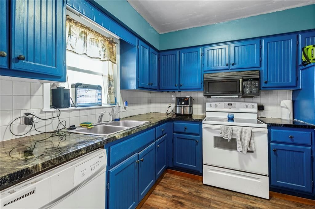 1405 S Vine Street — photo 8