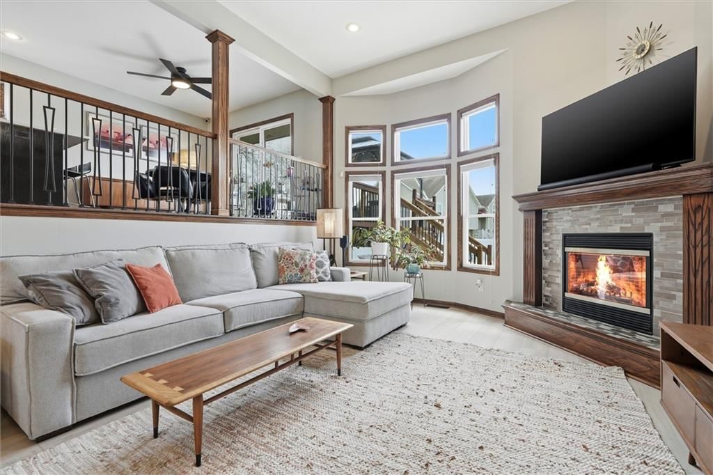 1107 NW Long Drive — photo 9