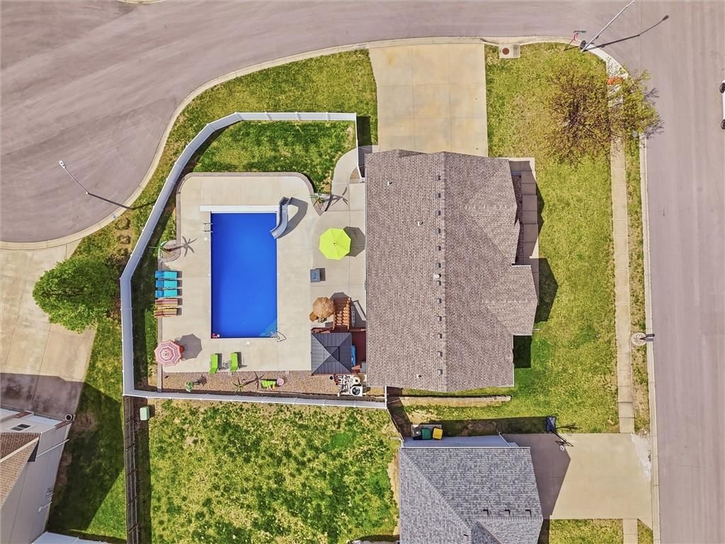 1107 NW Long Drive — photo 23