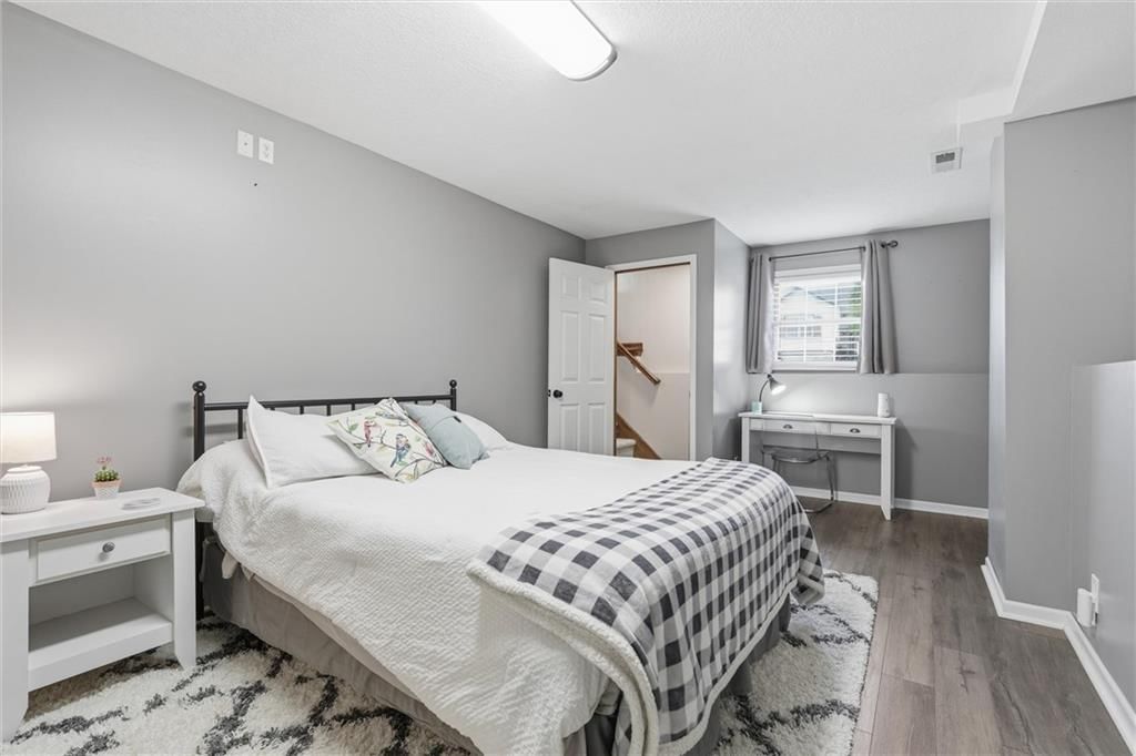 1107 NW Long Drive — photo 36