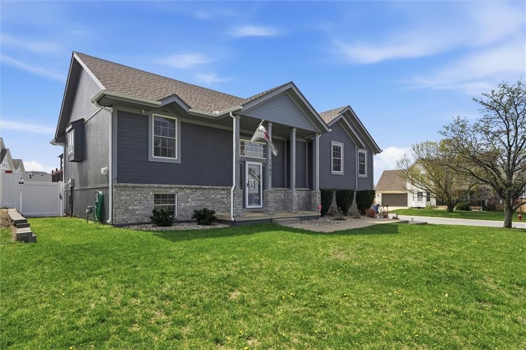 1107 NW Long Drive — photo 42