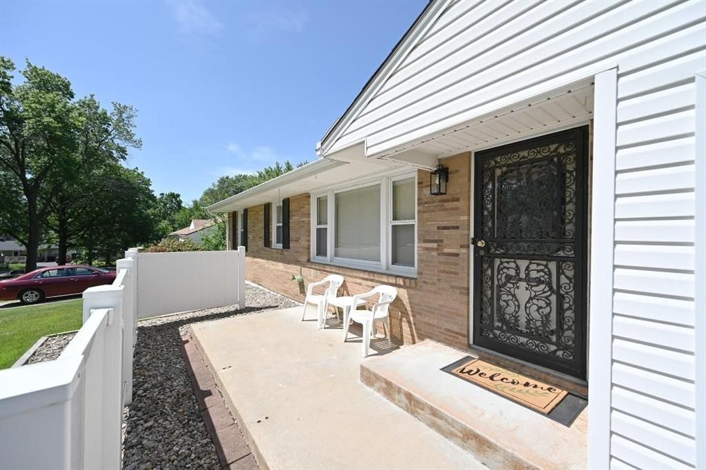 5014 N CYPRESS Avenue — photo 5