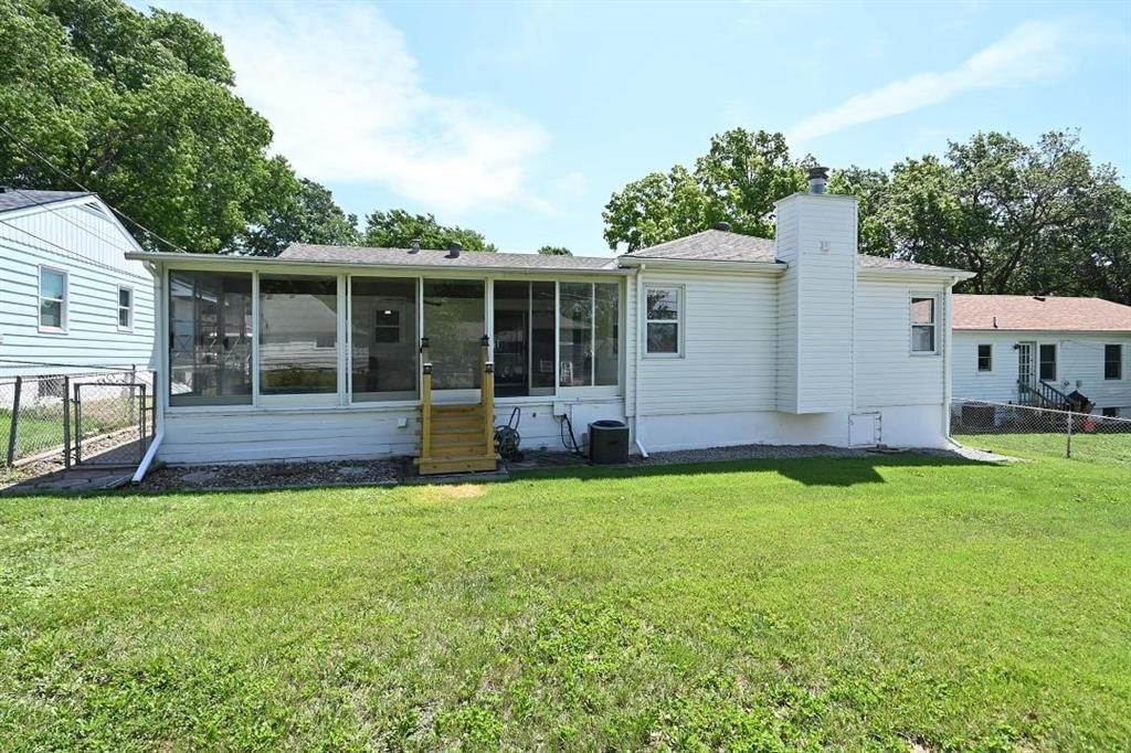 5014 N CYPRESS Avenue — photo 6