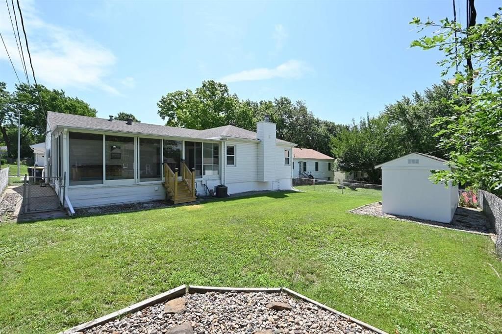 5014 N CYPRESS Avenue — photo 7