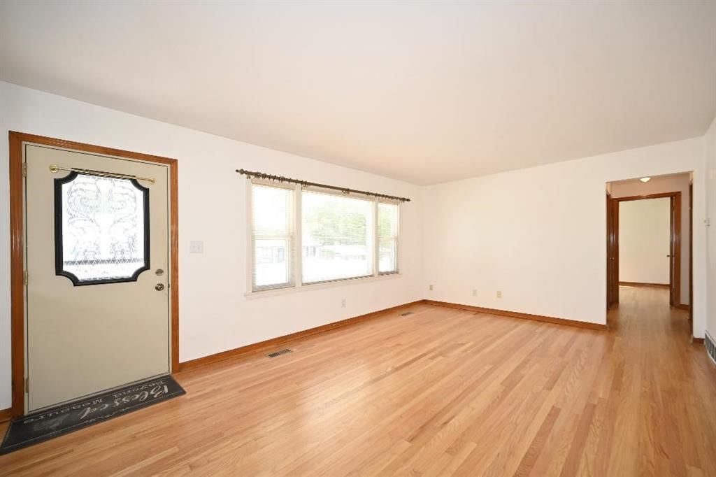 5014 N CYPRESS Avenue — photo 14