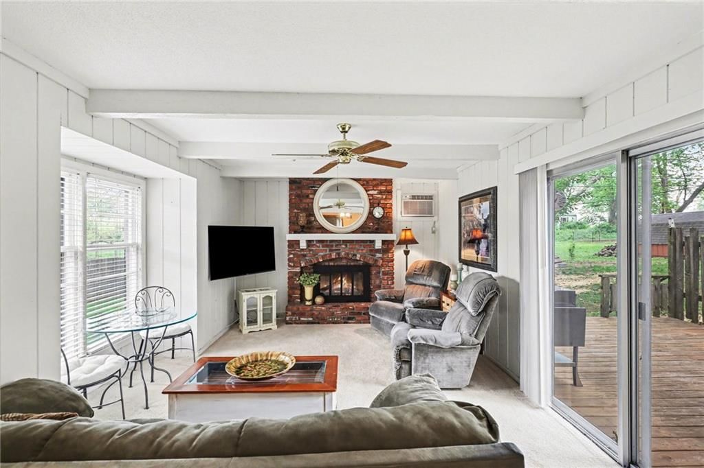 408 NW 88th Terrace — photo 8