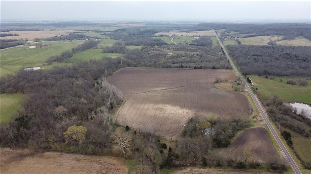 2237 Highway 7 Highway — photo 2