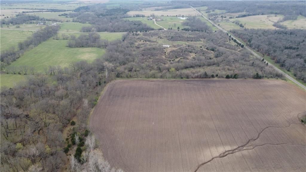 2237 Highway 7 Highway — photo 8