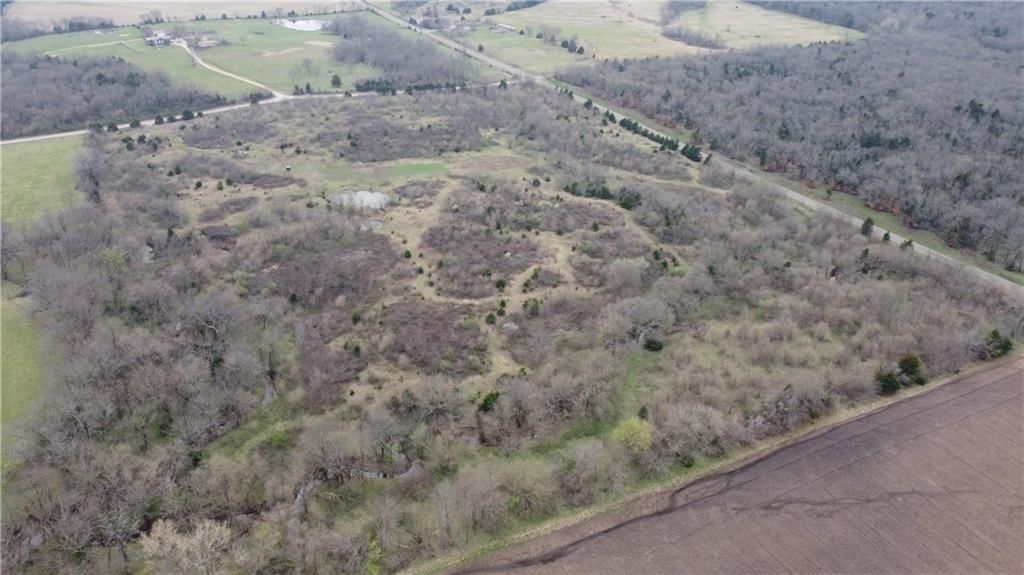 2237 Highway 7 Highway — photo 13