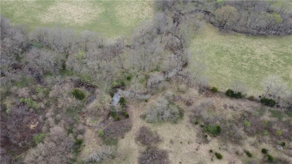 2237 Highway 7 Highway — photo 40