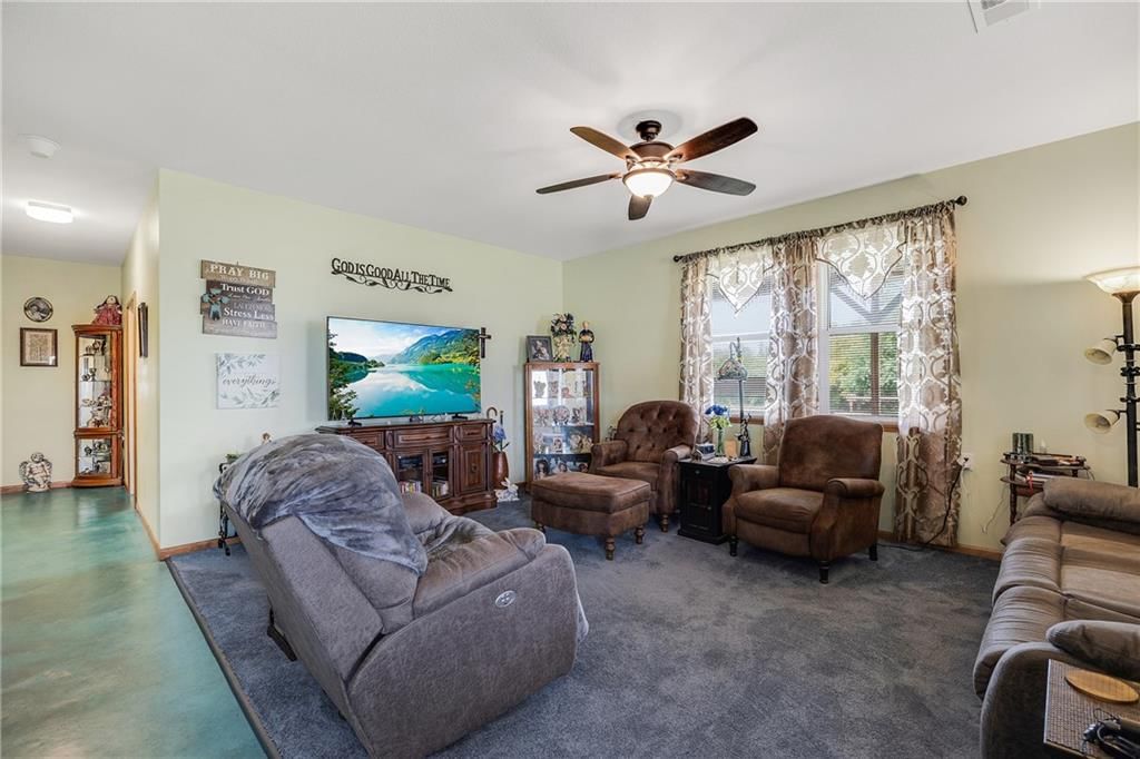 806 SW County Road O Highway — photo 3