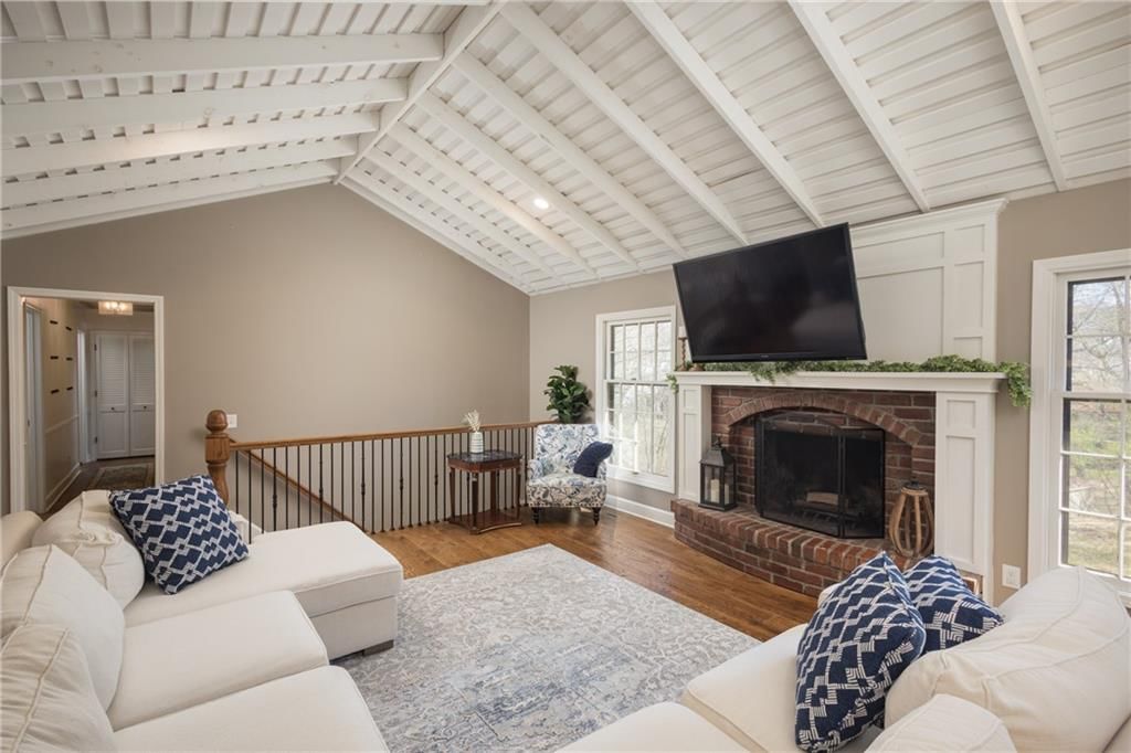 3607 E Colony Square — photo 10