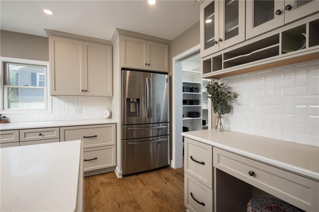 3607 E Colony Square — photo 16