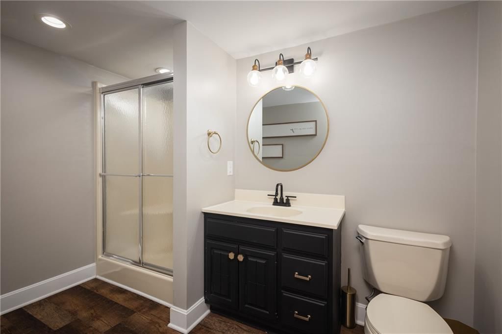 3607 E Colony Square — photo 27