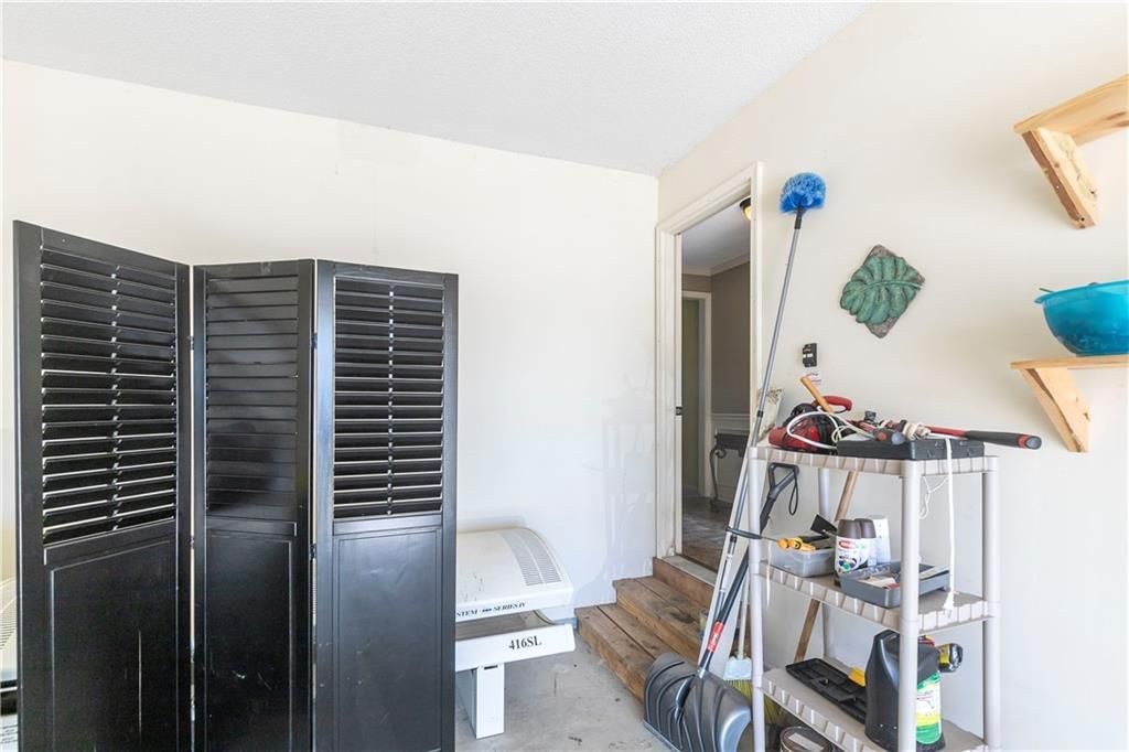 12772 Walker Avenue — photo 33