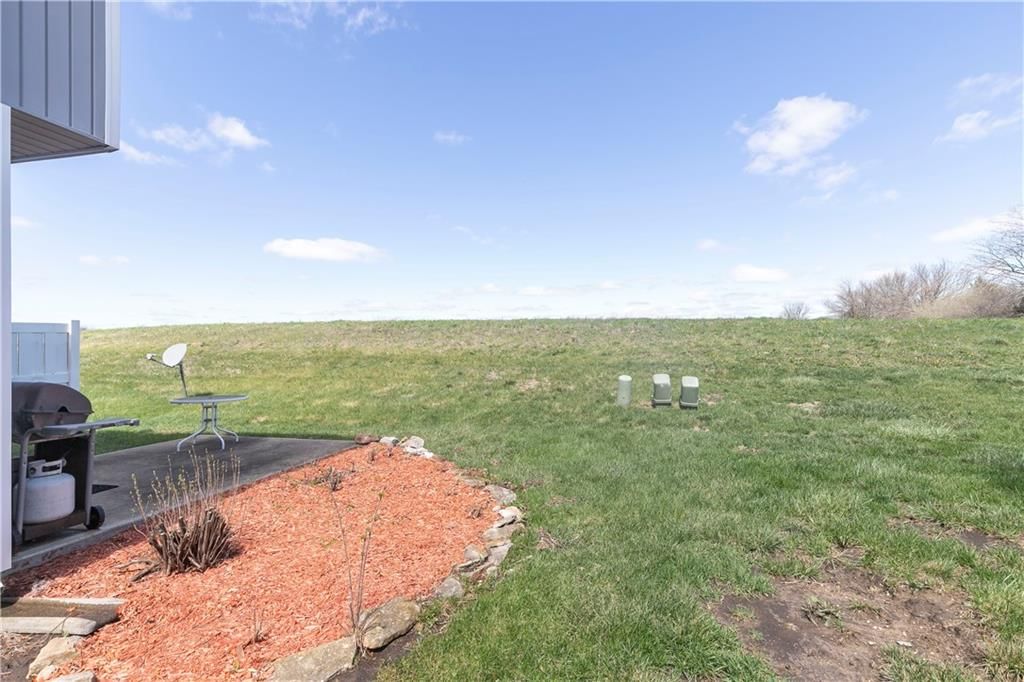 12772 Walker Avenue — photo 38