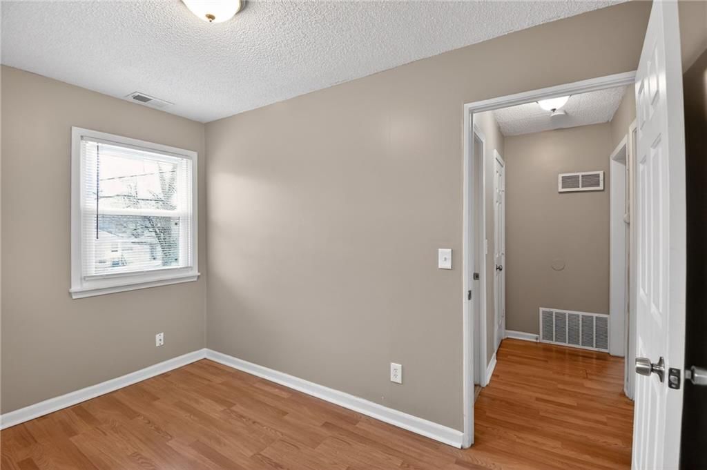 1720 S Hardy Avenue — photo 10