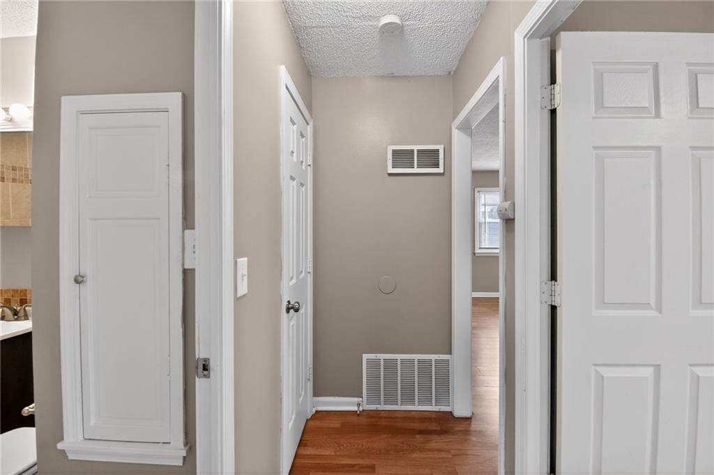 1720 S Hardy Avenue — photo 25