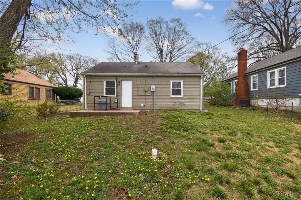 1720 S Hardy Avenue — photo 29