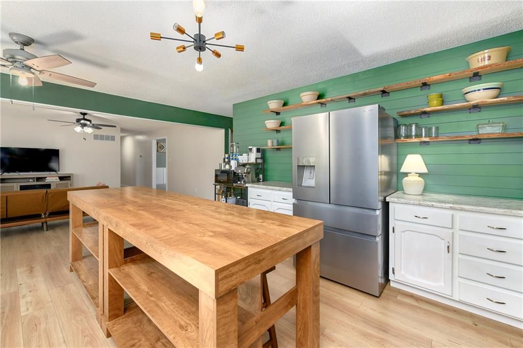 5219 Pleasant Avenue — photo 10