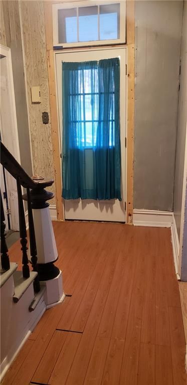 719 S 6th Street — photo 2