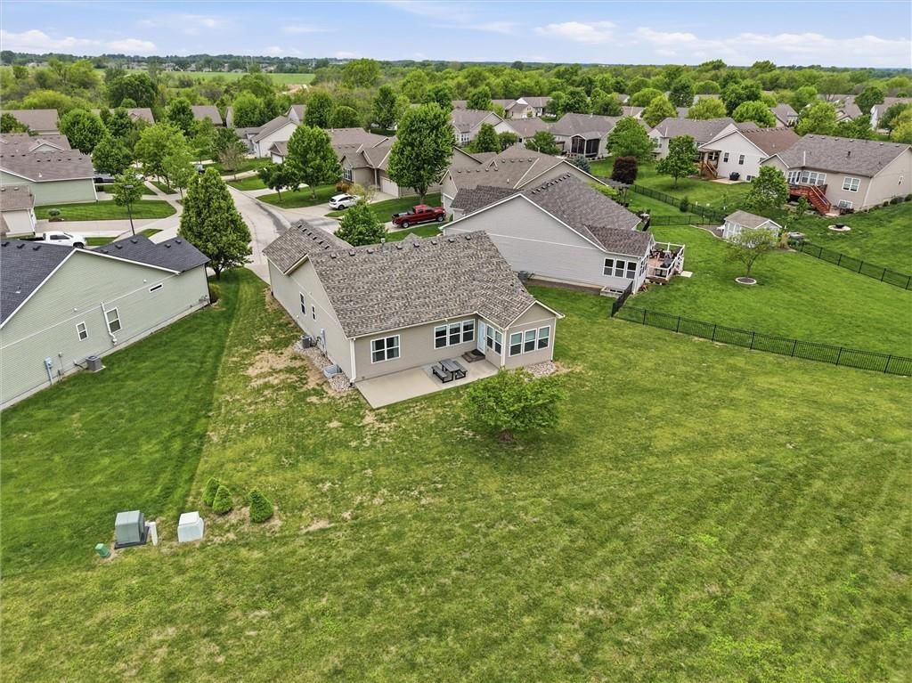 23706 W 88th Terrace — photo 34
