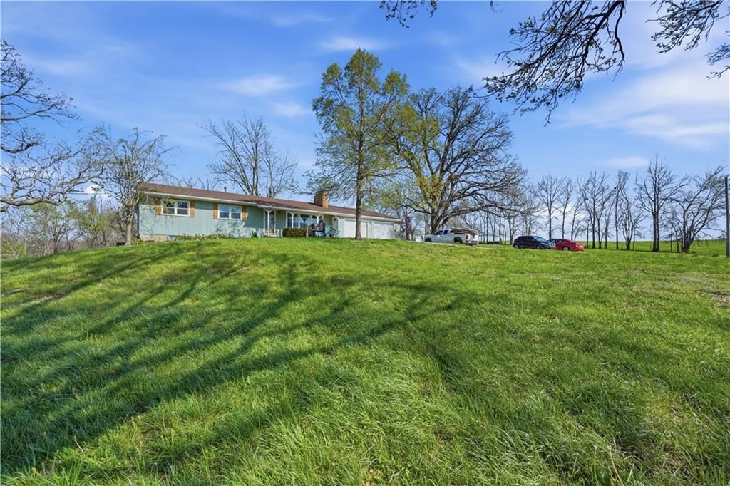 21205 B Highway — photo 3