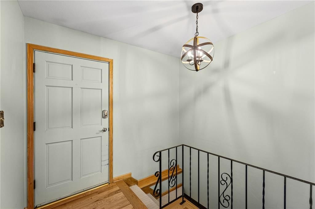 8205 W 57th Terrace — photo 4