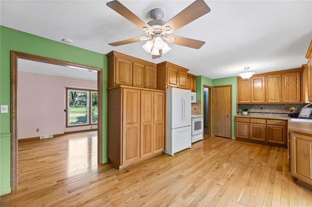 8205 W 57th Terrace — photo 12