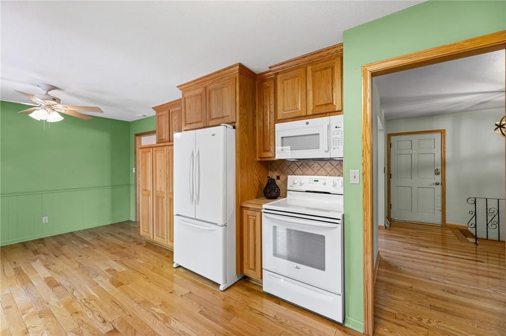 8205 W 57th Terrace — photo 14