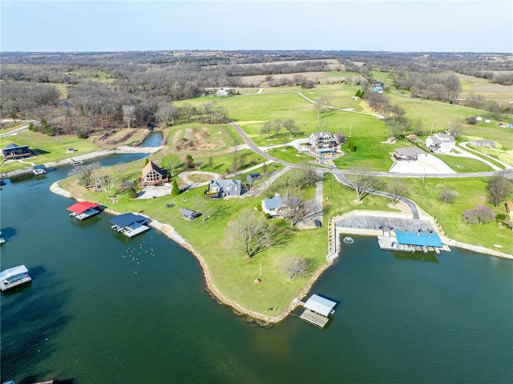 150 Yacht Club Circle — photo 3