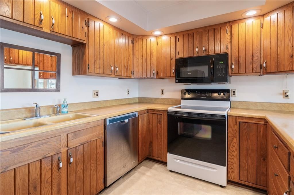 150 Yacht Club Circle — photo 11