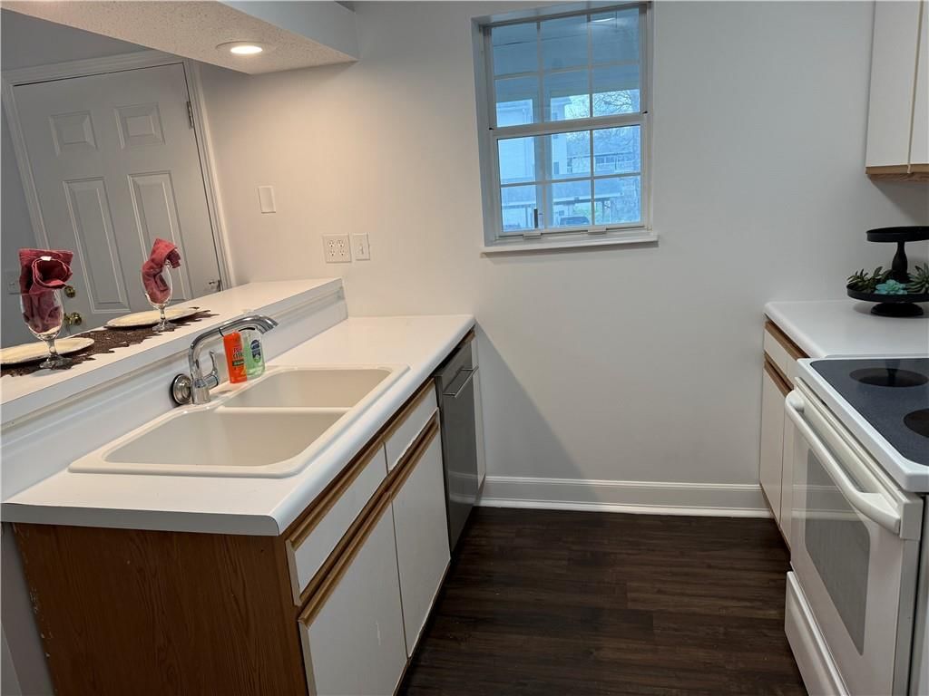6802 N Olive Street — photo 7